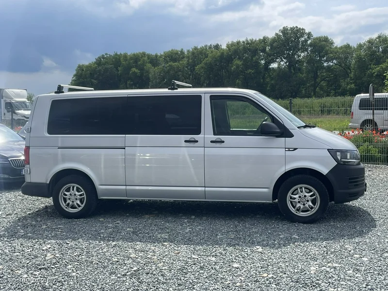 Volkswagen Caravelle 5