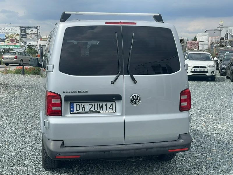 Volkswagen Caravelle 7
