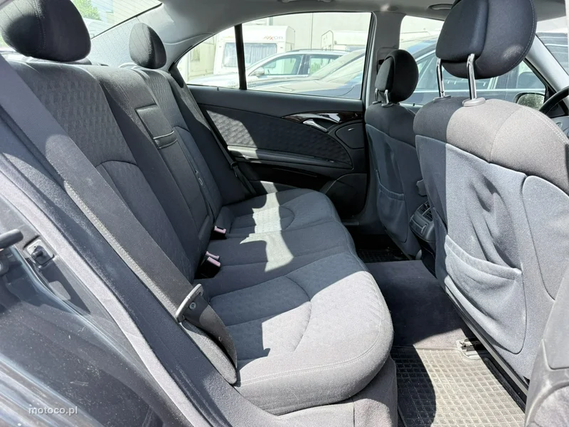 Mercedes-Benz Klasa E W211 E 220 14