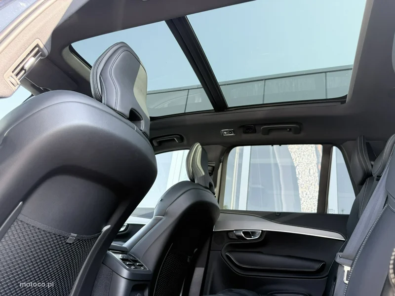 Volvo XC 90 32