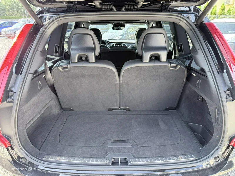Volvo XC 90 33
