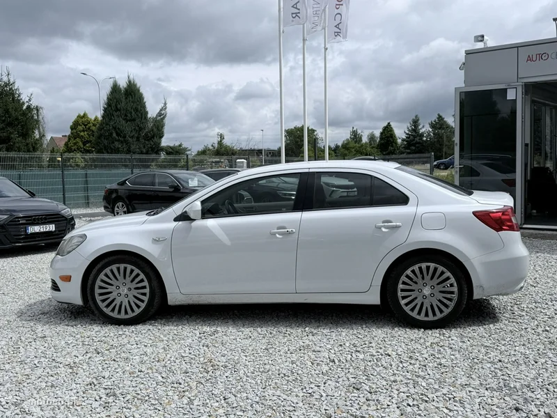 Suzuki Kizashi 6