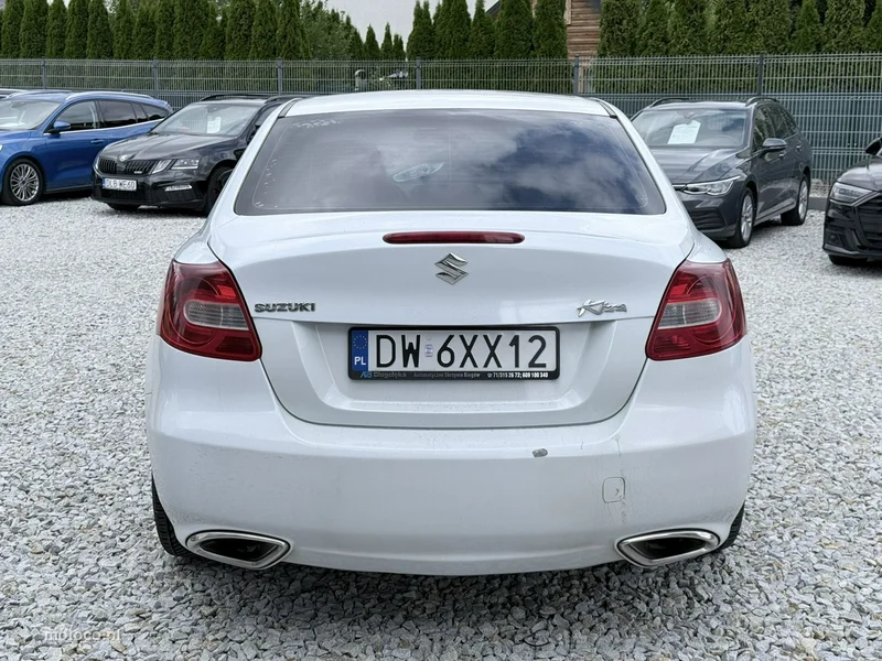 Suzuki Kizashi 8