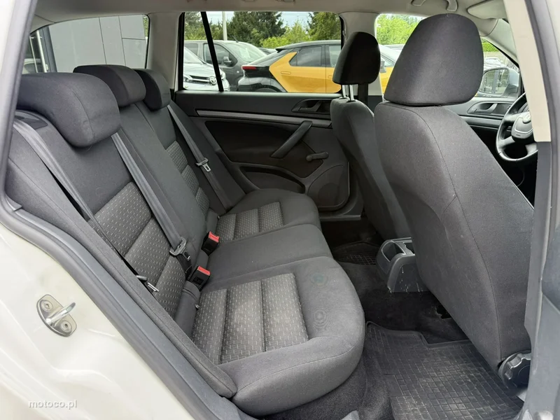 Skoda Octavia II 13