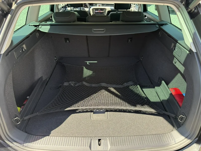 Volkswagen Passat Variant B8 26