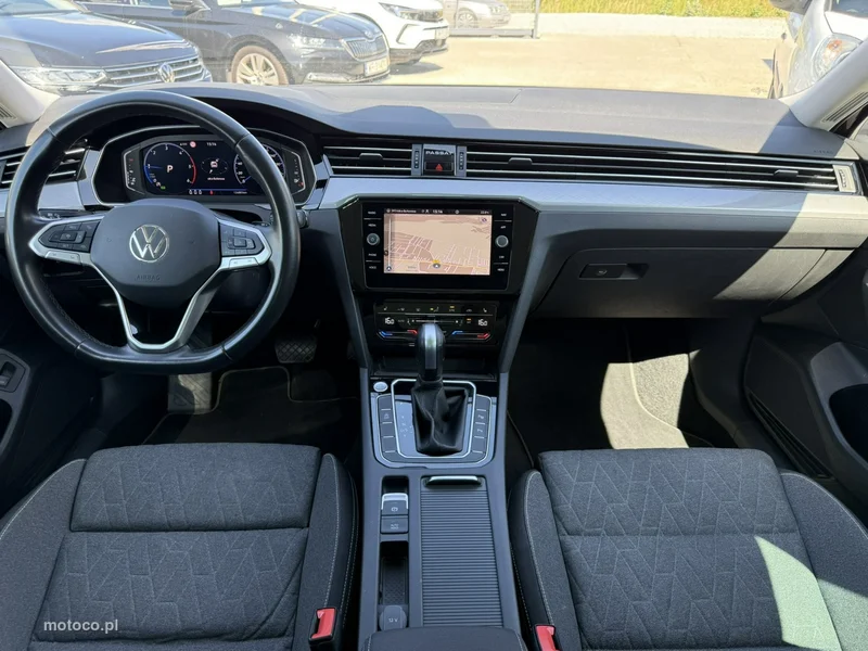 Volkswagen Passat Variant B8 4