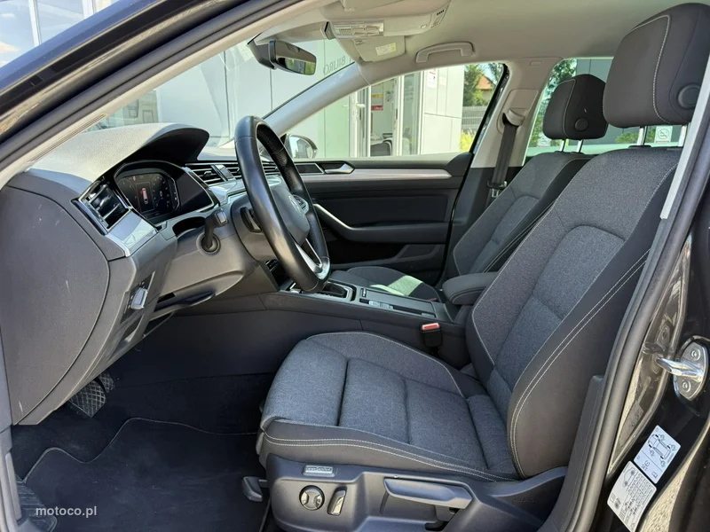 Volkswagen Passat Variant B8 5