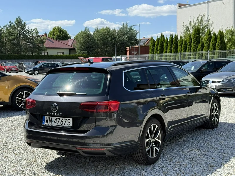 Volkswagen Passat Variant B8 10