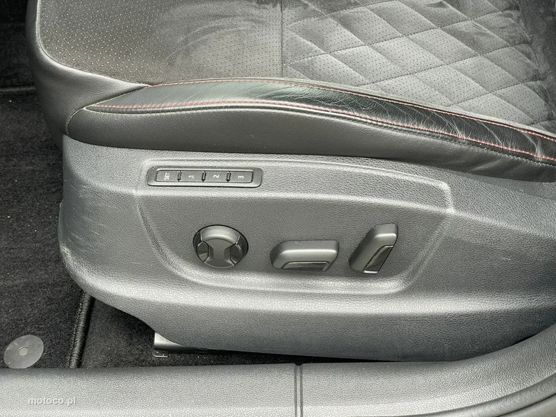 Skoda Octavia III 13