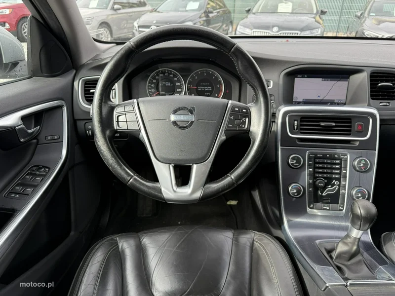 Volvo V60 5