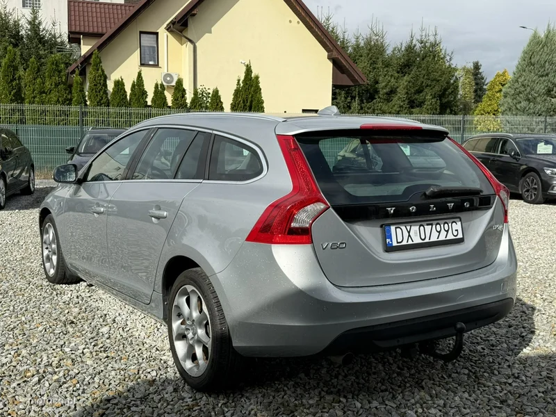 Volvo V60 7