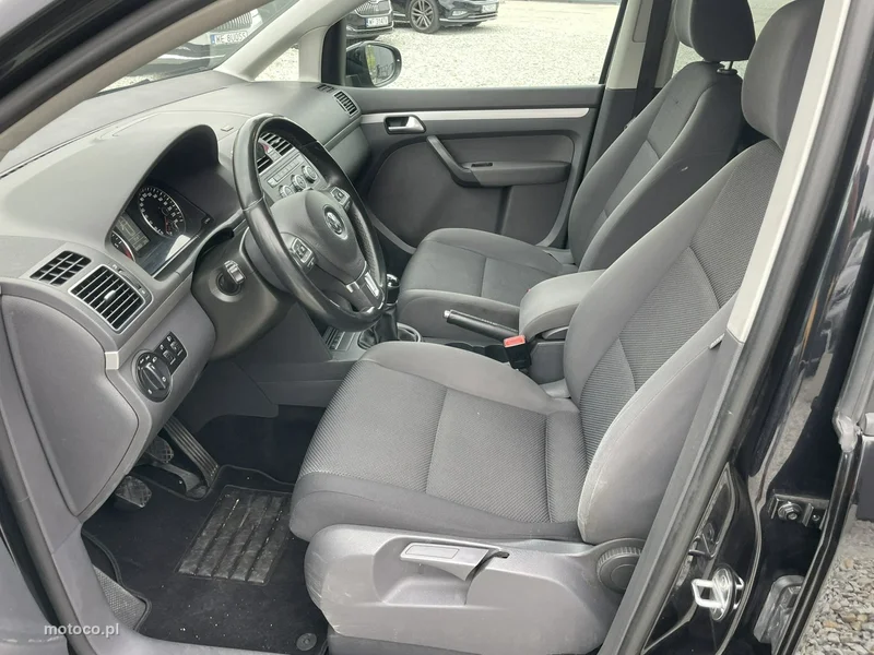 Volkswagen Touran 1T 11