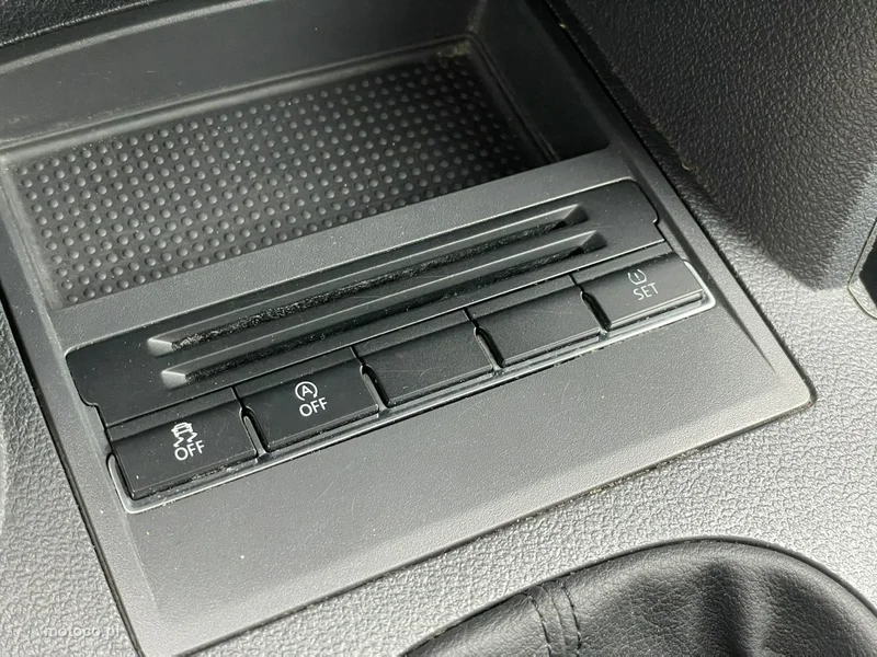 Volkswagen Touran 1T 27
