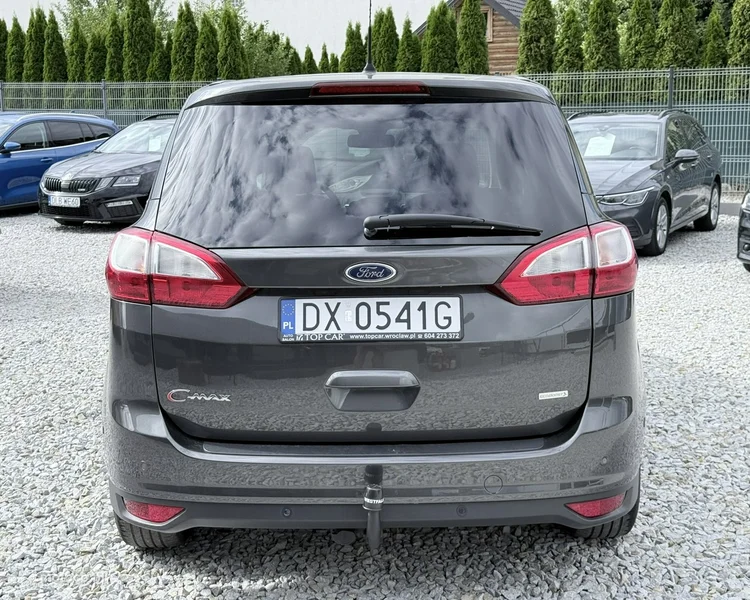 Ford Grand C-Max 8