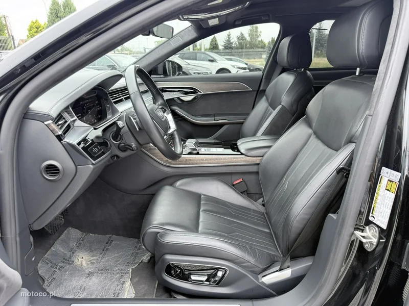 Audi A8 D5 11