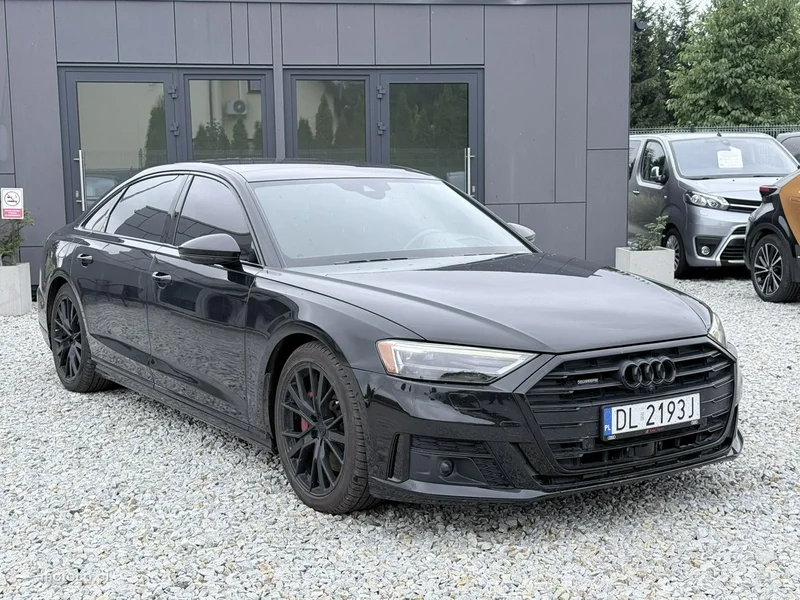 Audi A8 D5 3