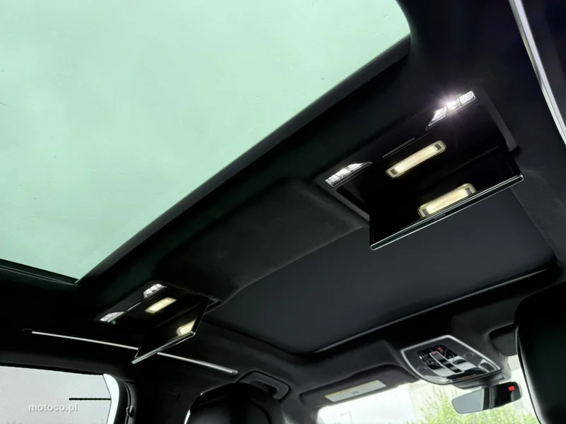 Audi A8 D5 49