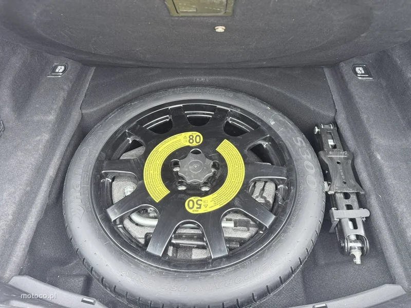 Audi A8 D5 50
