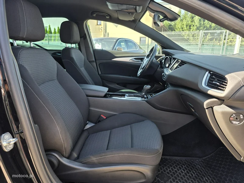 Opel Insignia B 15