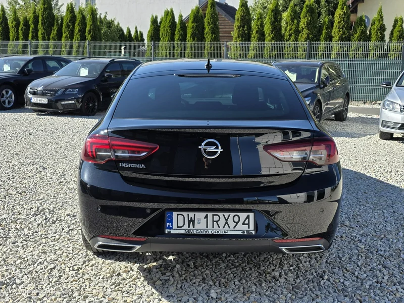 Opel Insignia B 8