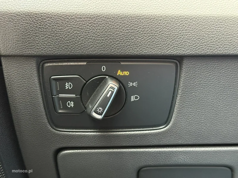 Volkswagen Passat Variant B8 17