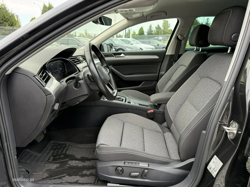 Volkswagen Passat Variant B8 5