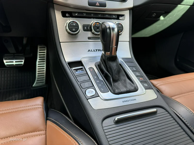 Volkswagen Passat Alltrack 30