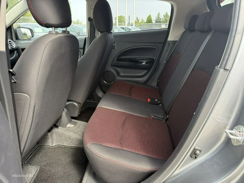 Mitsubishi Space Star 13