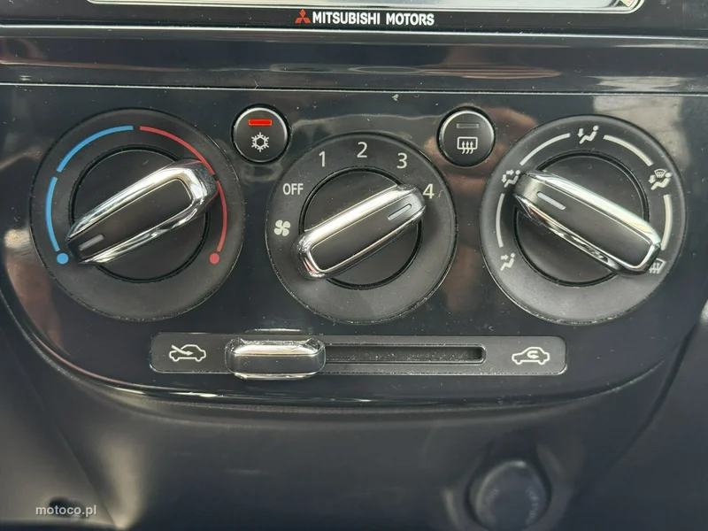 Mitsubishi Space Star 21