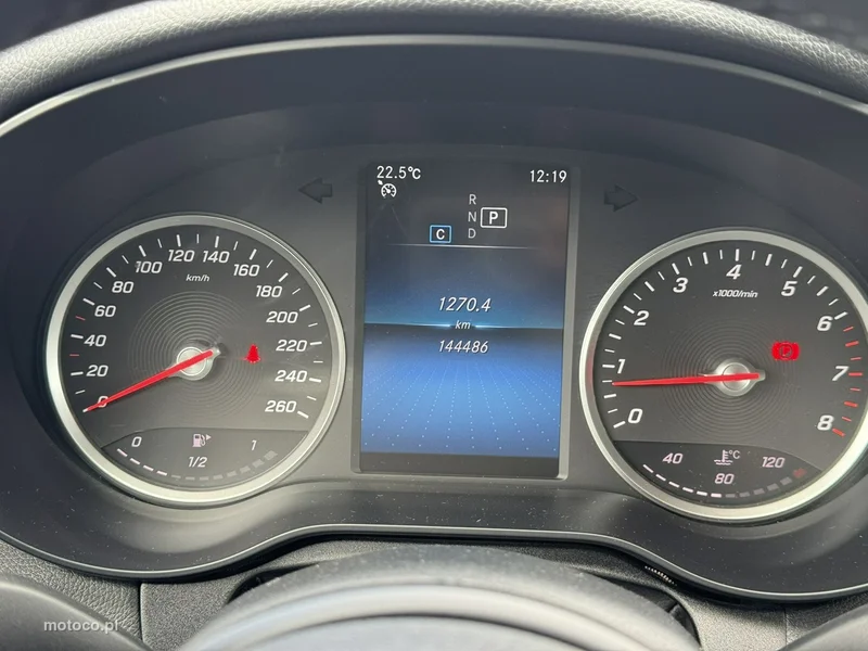 Mercedes-Benz Klasa C W205 C 180 20