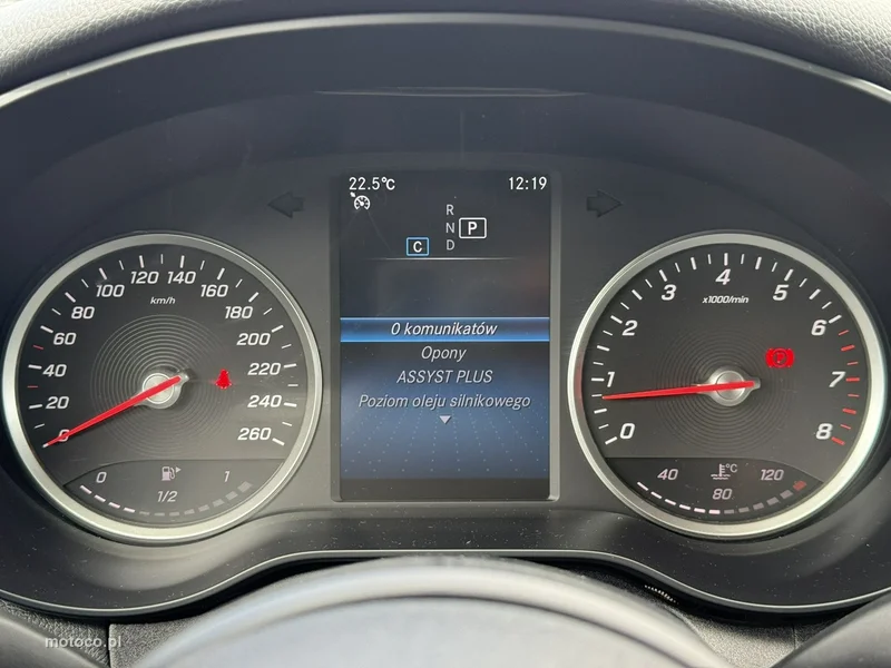 Mercedes-Benz Klasa C W205 C 180 22