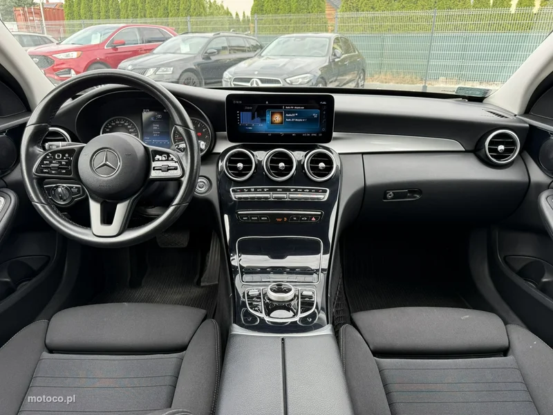 Mercedes-Benz Klasa C W205 C 180 4