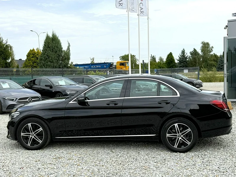 Mercedes-Benz Klasa C W205 C 180 6