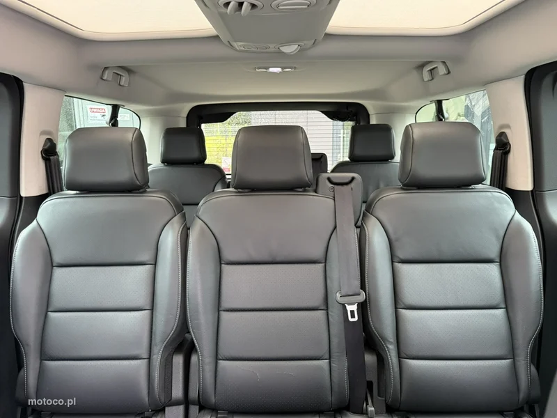 Opel Zafira Life 14