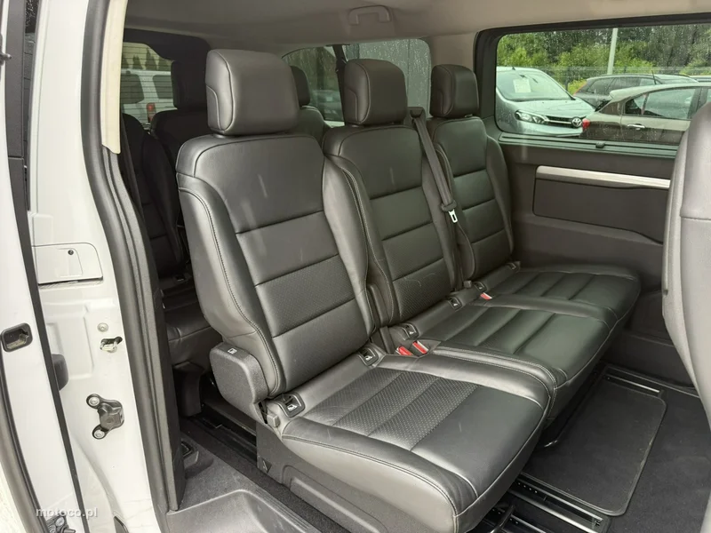 Opel Zafira Life 18