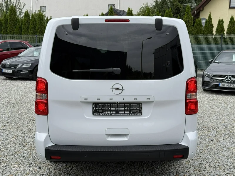 Opel Zafira Life 8