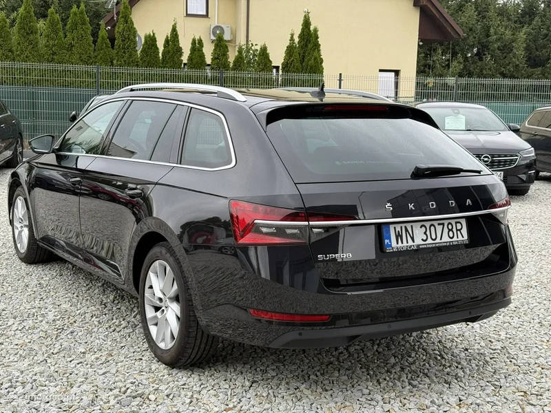 Skoda Superb III 10