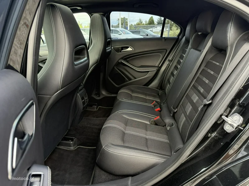 Mercedes-Benz Klasa A W176 A 180 19