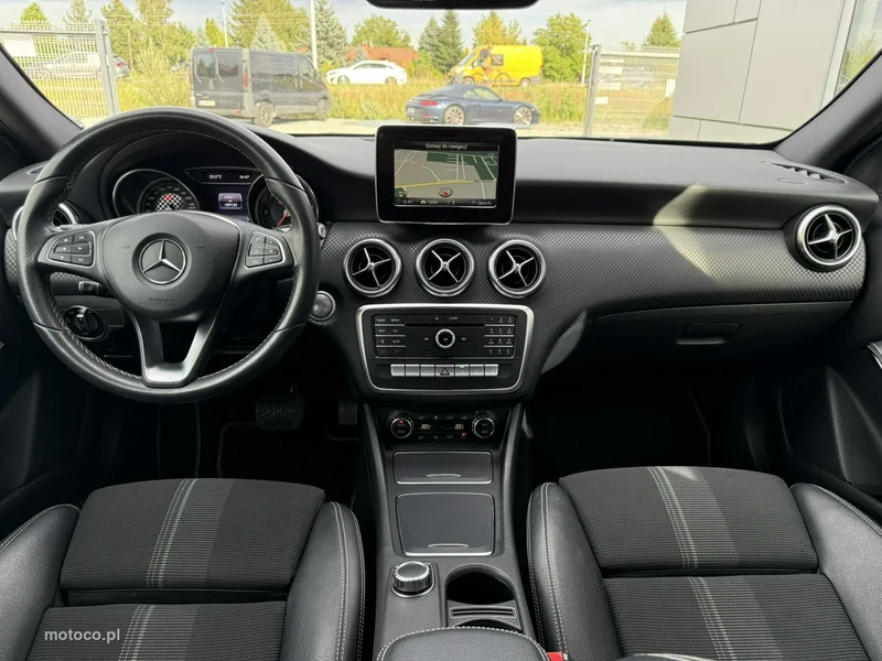 Mercedes-Benz Klasa A W176 A 180 5