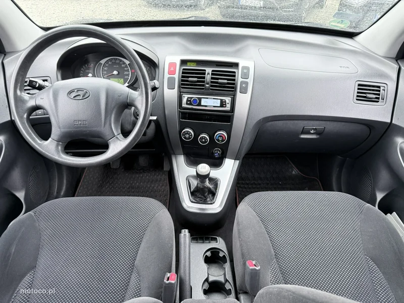 Hyundai TUCSON 4