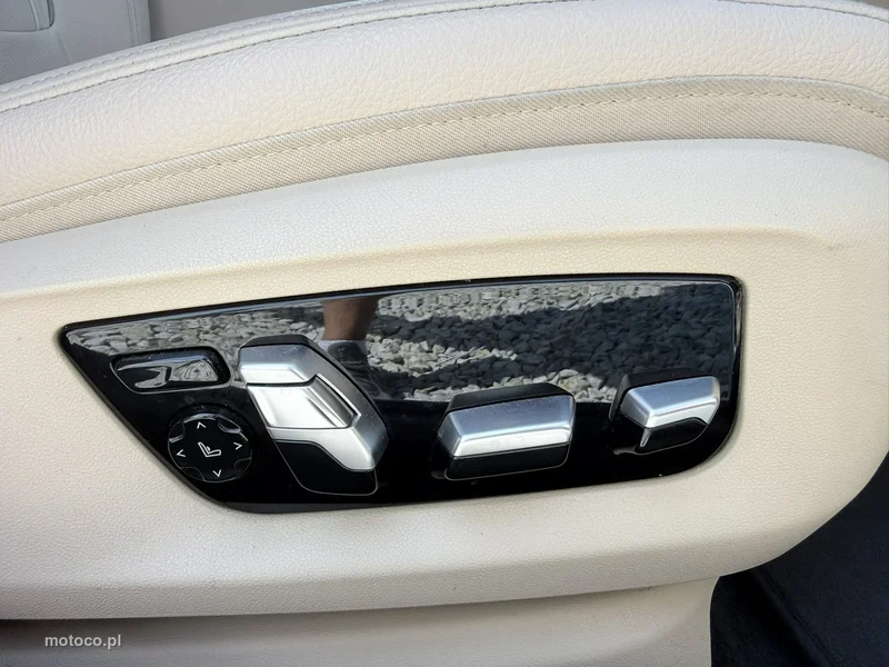 BMW Seria 5 G30 530 17