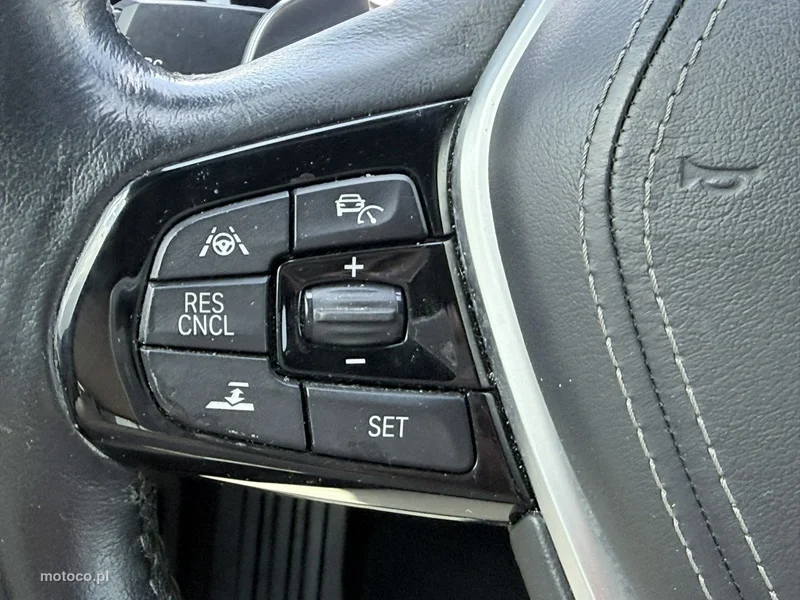 BMW Seria 5 G30 530 21