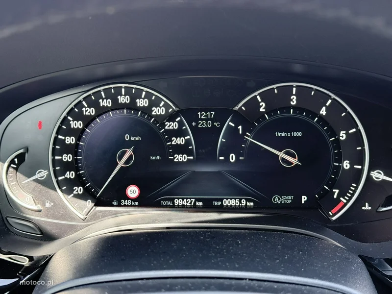 BMW Seria 5 G30 530 22