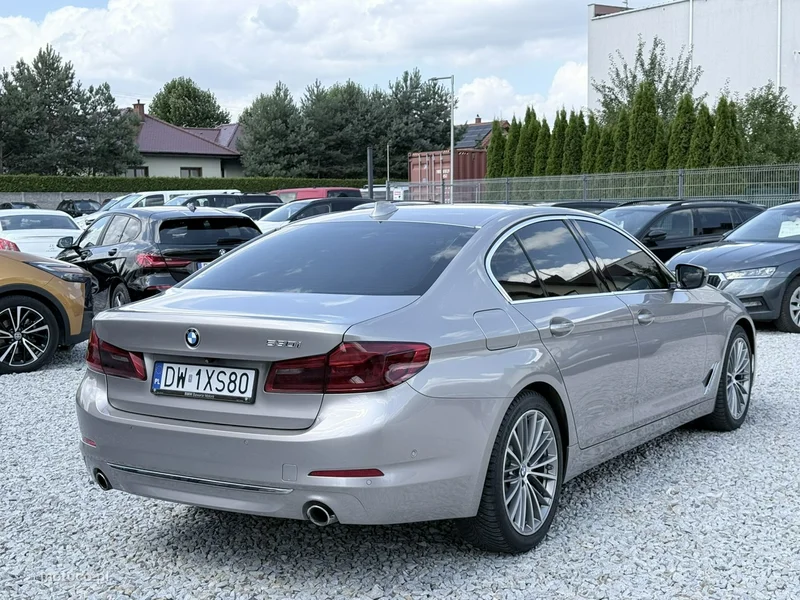 BMW Seria 5 G30 530 9