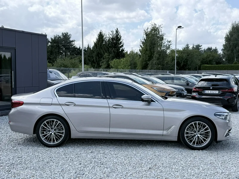 BMW Seria 5 G30 530 10