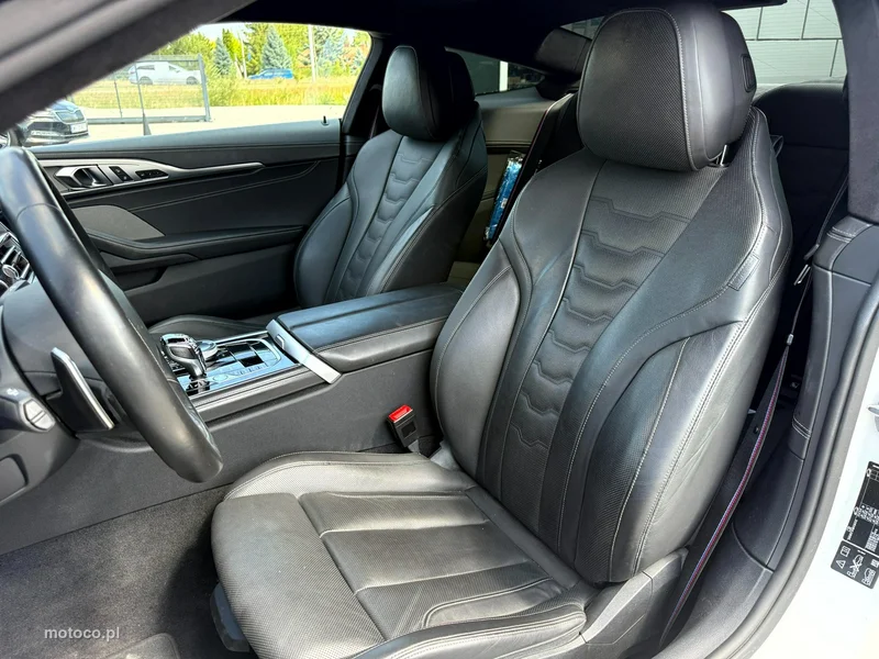 BMW Seria 8 G14 850 11