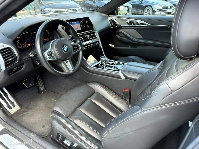 BMW Seria 8 G14 850 13