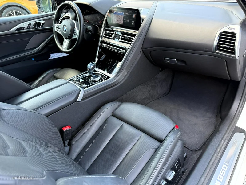 BMW Seria 8 G14 850 17