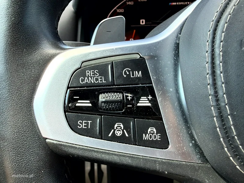 BMW Seria 8 G14 850 22