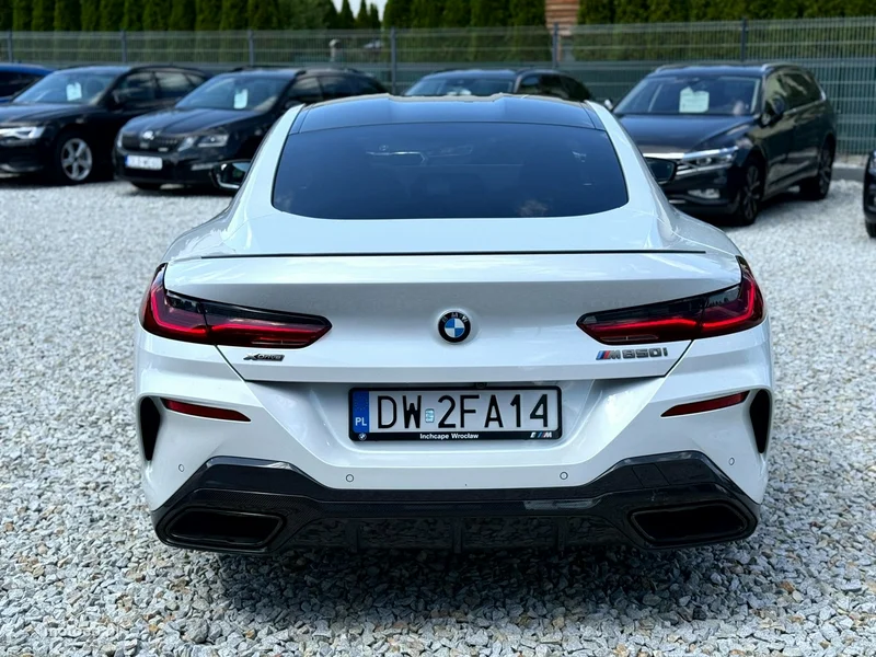 BMW Seria 8 G14 850 7